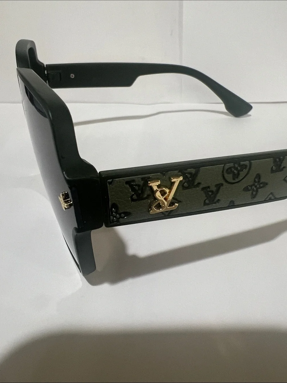 Louis Vuitton Dark Green Oversized Square Sunglasses with Gradient Lenses
